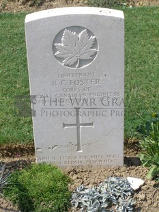 ANCONA WAR CEMETERY - FOSTER, ROBERT CHARLES